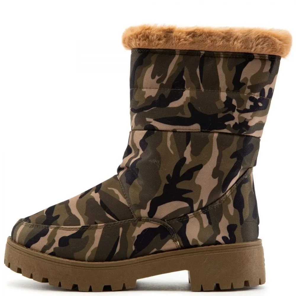 The Wild  Puffer Mid Boots